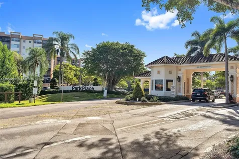 1300 Saint Charles Place Pembroke Pines FL 33026