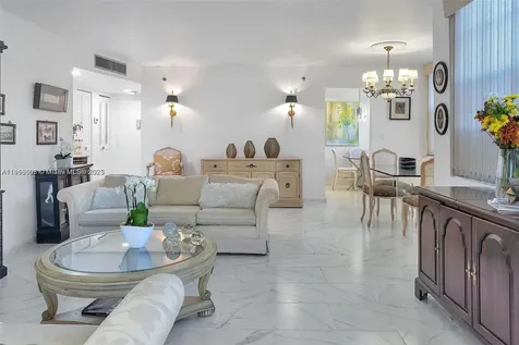 1300 Saint Charles Place Pembroke Pines FL 33026