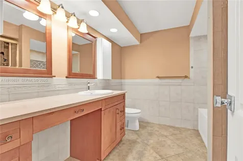800 Parkview Drive Hallandale Beach FL 33009