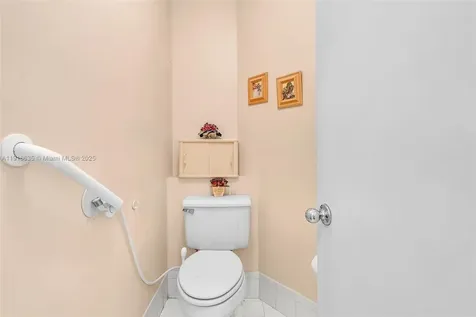 6402 SW 113th Avenue Miami FL 33173