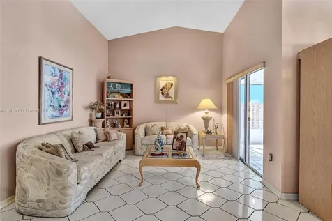 6402 SW 113th Avenue Miami FL 33173