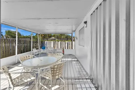 6402 SW 113th Avenue Miami FL 33173