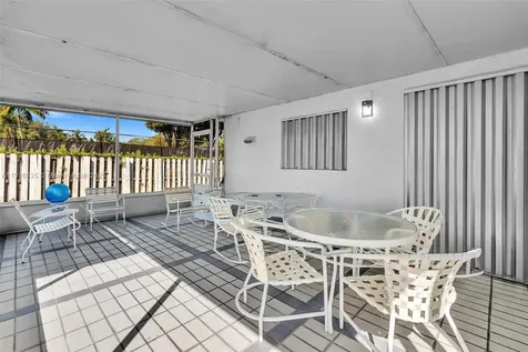 6402 SW 113th Avenue Miami FL 33173