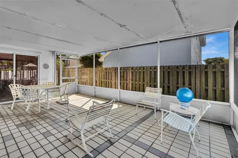 6402 SW 113th Avenue Miami FL 33173