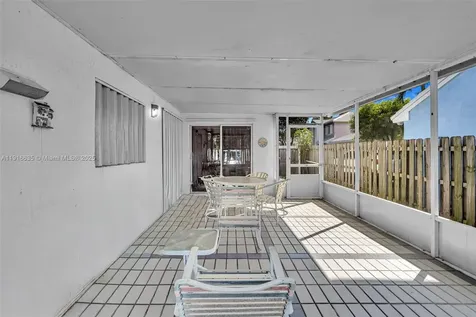 6402 SW 113th Avenue Miami FL 33173