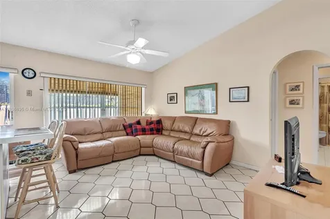 6402 SW 113th Avenue Miami FL 33173