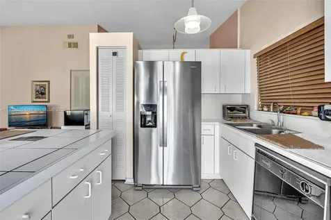 6402 SW 113th Avenue Miami FL 33173