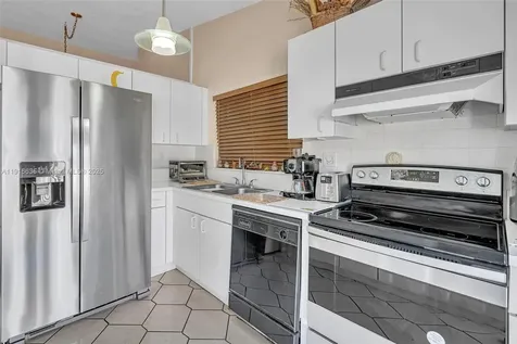 6402 SW 113th Avenue Miami FL 33173