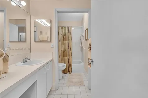 6402 SW 113th Avenue Miami FL 33173