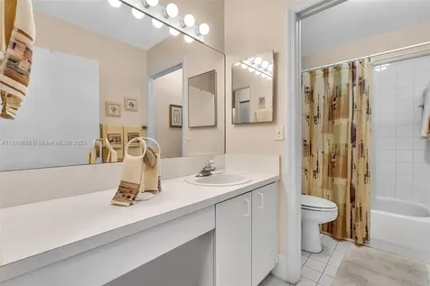 6402 SW 113th Avenue Miami FL 33173
