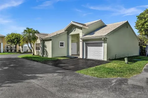6402 SW 113th Avenue Miami FL 33173