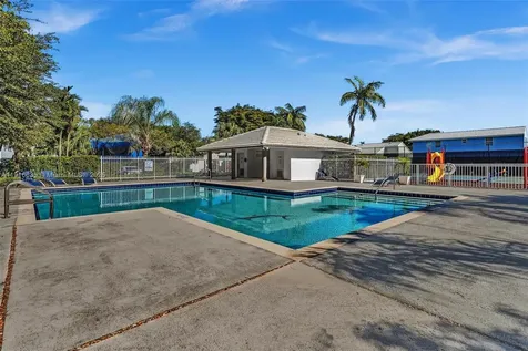 6402 SW 113th Avenue Miami FL 33173