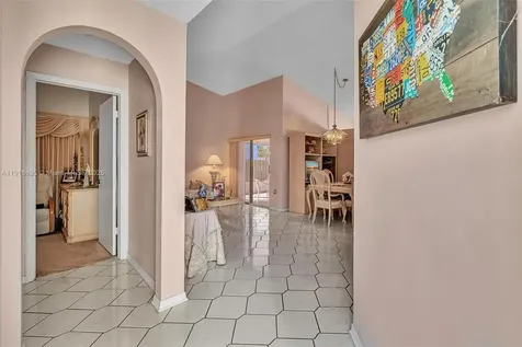 6402 SW 113th Avenue Miami FL 33173
