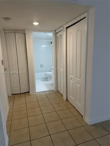 2199 NW 77th Way Pembroke Pines FL 33024