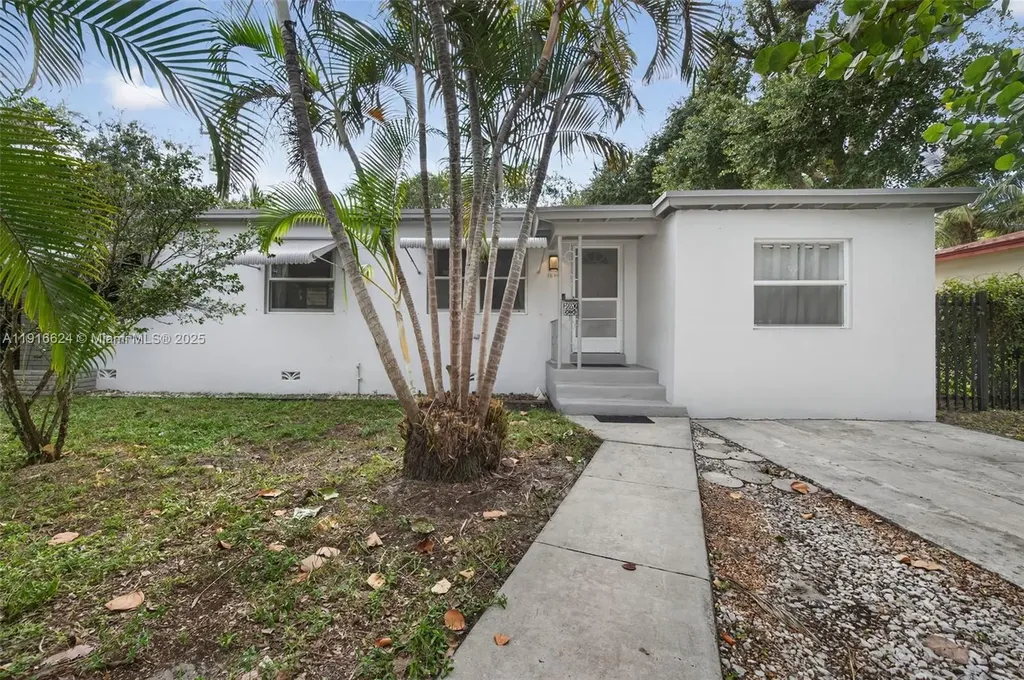 1690 NE 161st Street North Miami Beach FL 33162