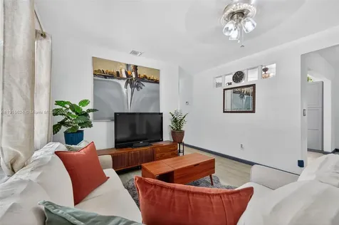 1690 NE 161st Street North Miami Beach FL 33162