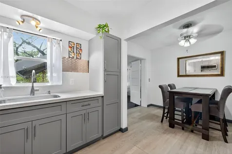 1690 NE 161st Street North Miami Beach FL 33162