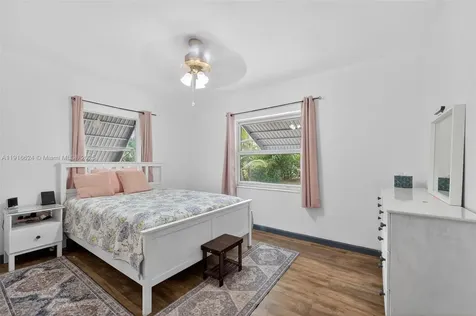 1690 NE 161st Street North Miami Beach FL 33162