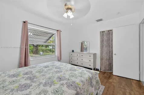 1690 NE 161st Street North Miami Beach FL 33162
