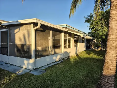 4204 NW 47th Court Tamarac FL 33319