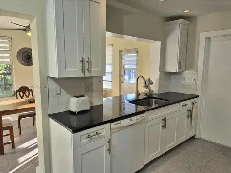 4204 NW 47th Court Tamarac FL 33319