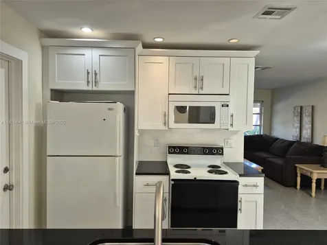 4204 NW 47th Court Tamarac FL 33319