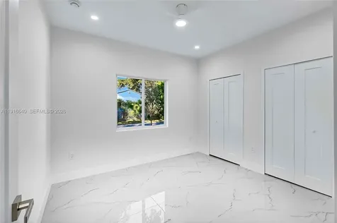 1346 NW 44th Street Miami FL 33142
