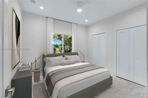 1346 NW 44th Street Miami FL 33142