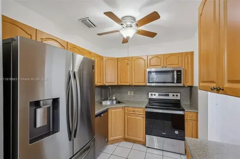6230 E 2nd Avenue Hialeah FL 33013