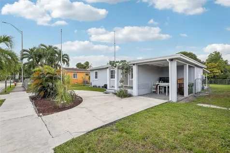 6230 E 2nd Avenue Hialeah FL 33013
