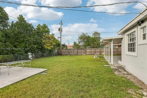6230 E 2nd Avenue Hialeah FL 33013