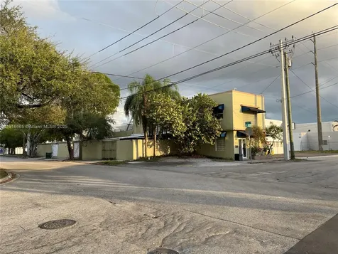 2299 NW 25th Avenue Miami FL 33142