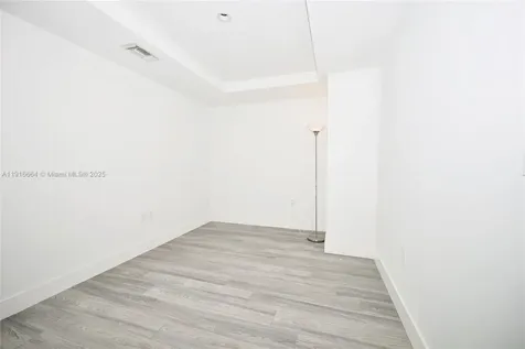 45 SW 9th Street Miami FL 33130