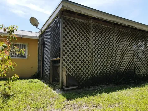 11011 SW 162nd Terrace Miami FL 33157