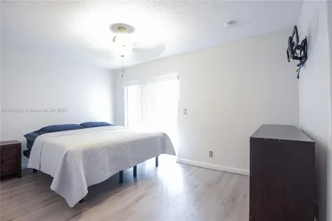 7561 NW 16th Street Plantation FL 33313