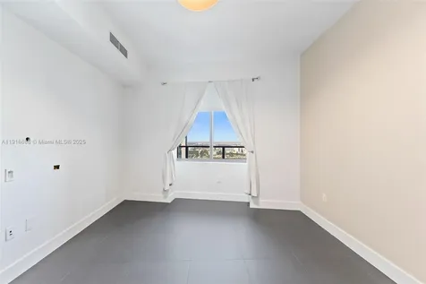 1100 Biscayne Boulevard Miami FL 33132
