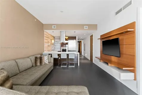 1100 Biscayne Boulevard Miami FL 33132