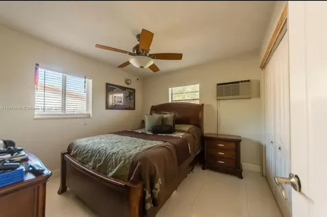 10260 SW 48th Street Miami FL 33165