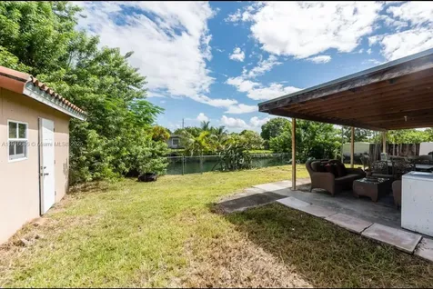10260 SW 48th Street Miami FL 33165