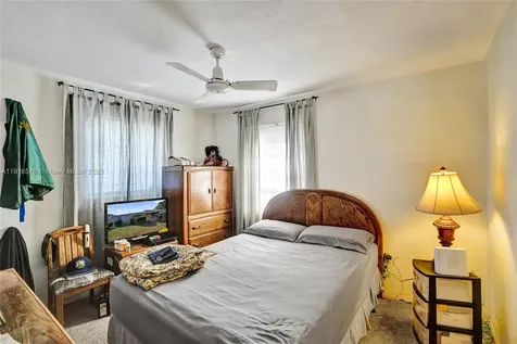 3620 SW 58th Avenue West Park FL 33023