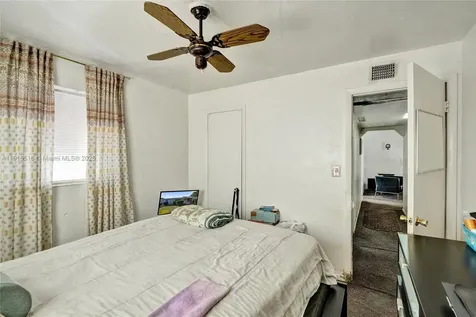 3620 SW 58th Avenue West Park FL 33023