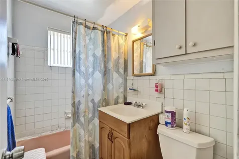 3620 SW 58th Avenue West Park FL 33023