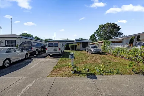 3620 SW 58th Avenue West Park FL 33023