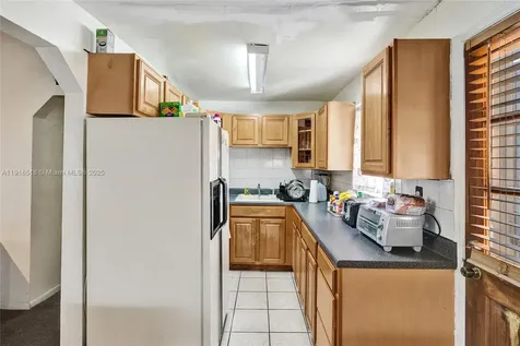 3620 SW 58th Avenue West Park FL 33023