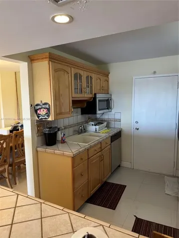 800 NE 195th Street Miami FL 33179