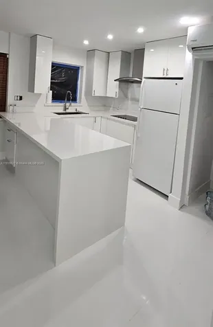 9375 SW 40th Terrace Miami FL 33165