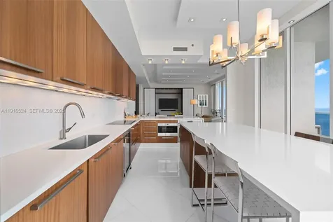 16001 Collins Avenue Sunny Isles Beach FL 33160
