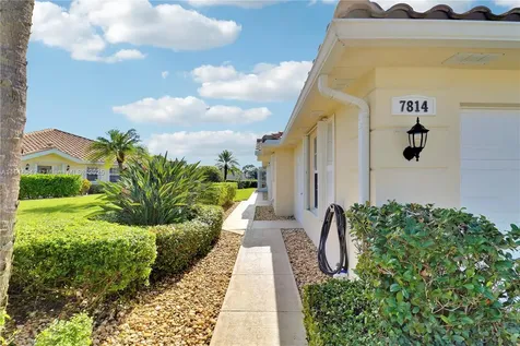 7814 SE Spicewood Circle Hobe Sound FL 33455
