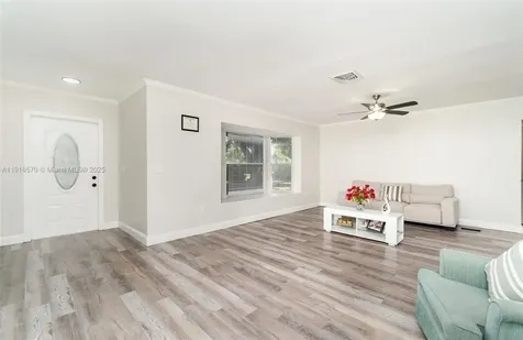 116 San Rafael Avenue North Port FL 34287