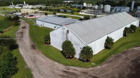 925 SW 74th Avenue SW Vero Beach FL 32968